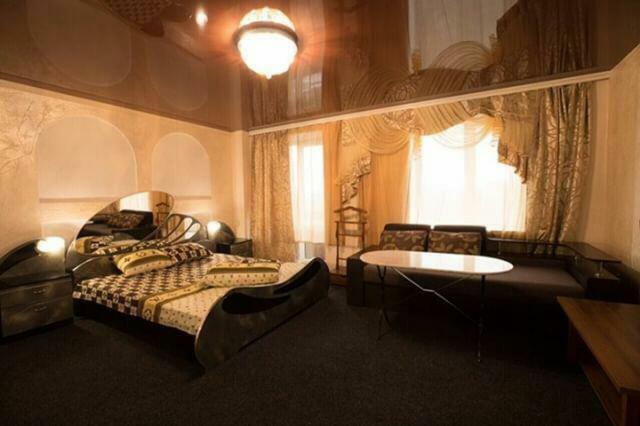 Imperial Hotel Krivoy Rog Кривий Ріг Екстер'єр фото