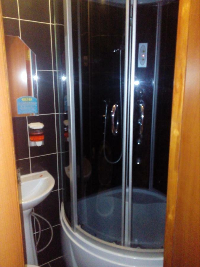 Imperial Hotel Krivoy Rog Кривий Ріг Екстер'єр фото