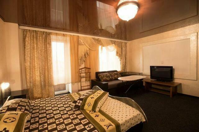 Imperial Hotel Krivoy Rog Кривий Ріг Екстер'єр фото